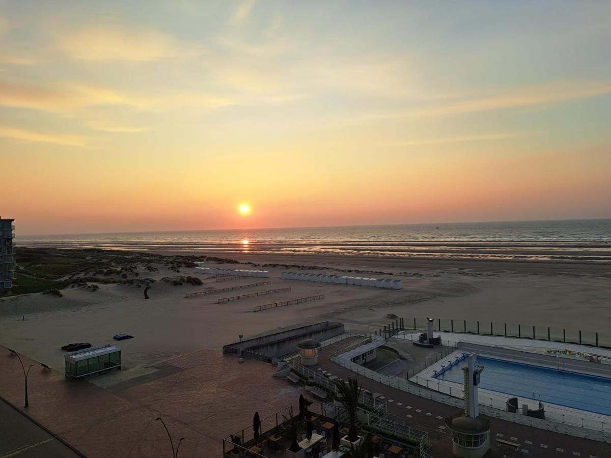 Zeezicht Vanop Het 6 De Verdiep Oostduinkerke Dış mekan fotoğraf