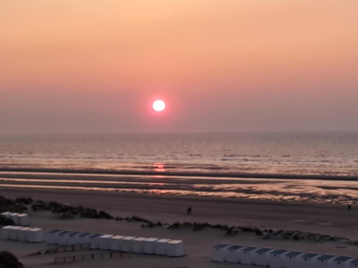 Zeezicht Vanop Het 6 De Verdiep Oostduinkerke Dış mekan fotoğraf